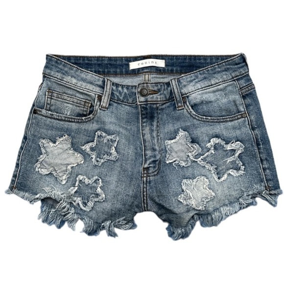 EUC Eunina High Rise Cut Off Shortie Raw Hem Fringed Stars Patches Micro Mini - Picture 1 of 7